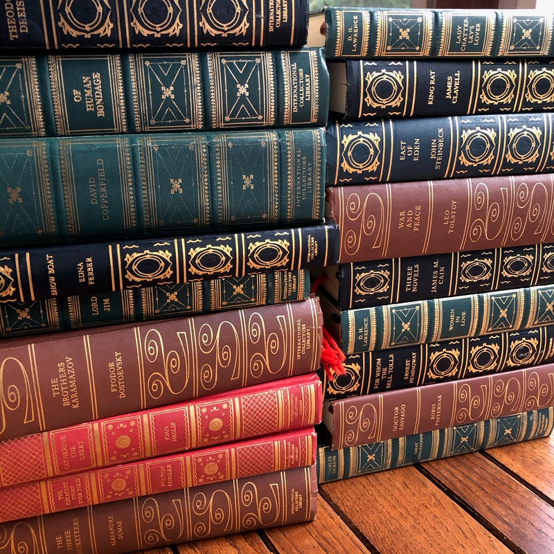 Dark Academia Decor item